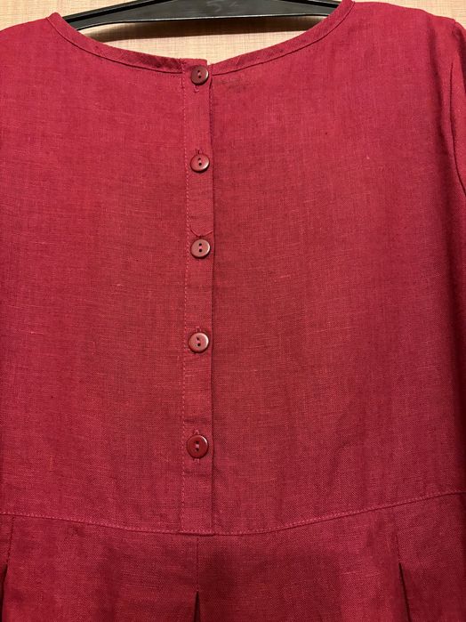 Плаття. Льон . З вишивкою.