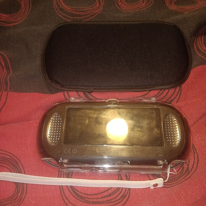 PS Vita WiFi como nova