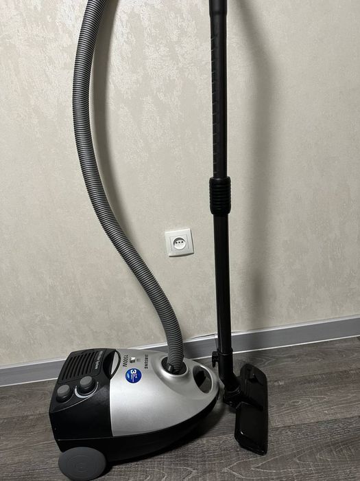 Пилосос Samsung SC4046