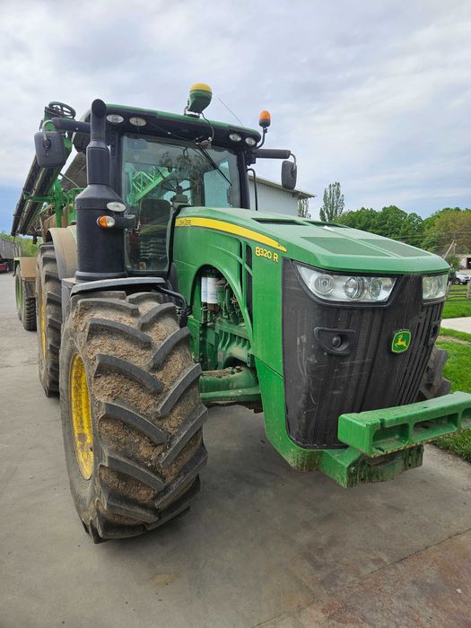 John Deere 8320R PowrShift no Horsch Claas Vaderstad Fendt