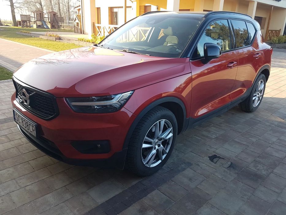 Volvo XC 40 T5 AWD R-DESIGN Polski salon, BEZWYPADKOWY, niski przebieg
