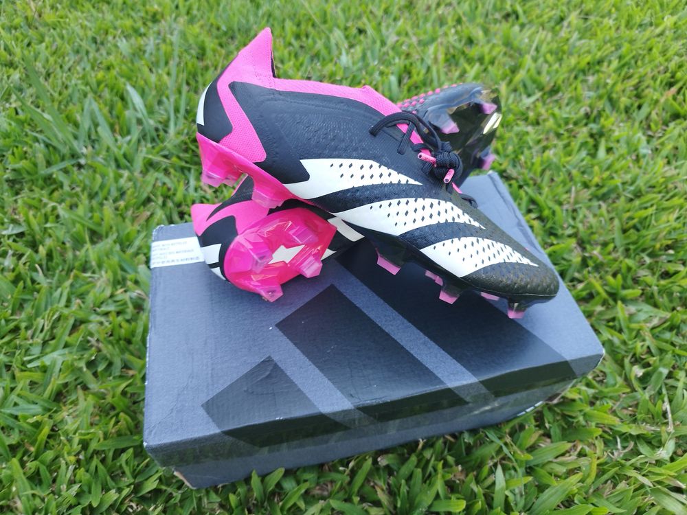 Vendo Chuteiras Adidas  Predator