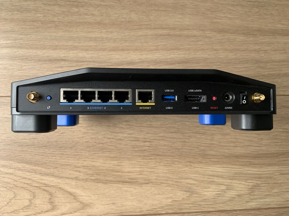 Router Linksys WRT 3200ACM