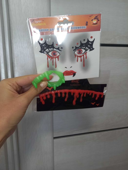 Костюм плащ 118 см на Хелловін королева вампірка жіночий або 12+років