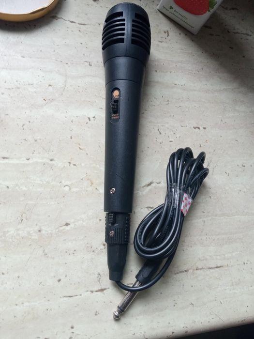 Mikrofon przewodowy