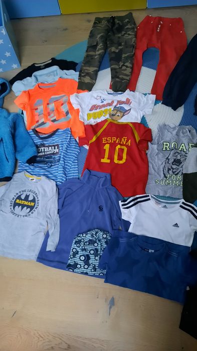 Pakka ubrań markowych r.110 chłopiec,Adidas, Molo, Batman, zestaw