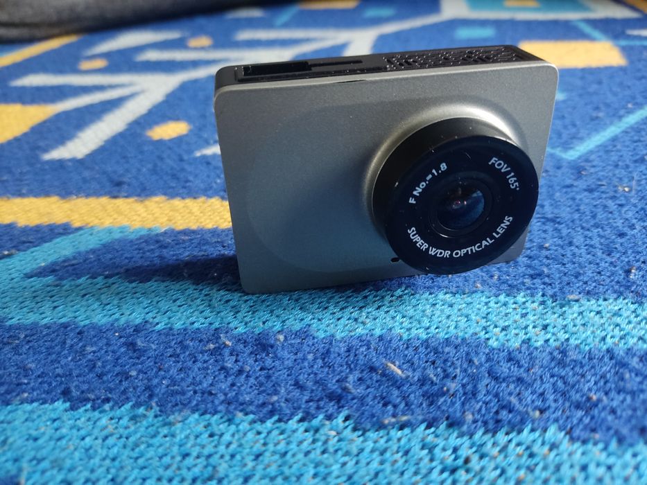 Відеореєстратор Xiaomi yi