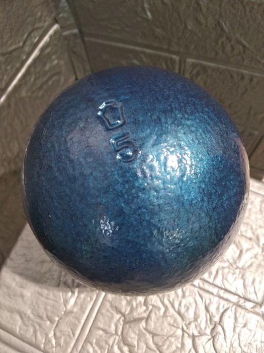 Ядро легкоатлетичне 5 кг ; 6 кг ; 7, 257 кгкг