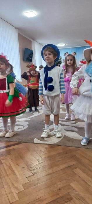 Сніговик. Костюм сніговика. Олаф