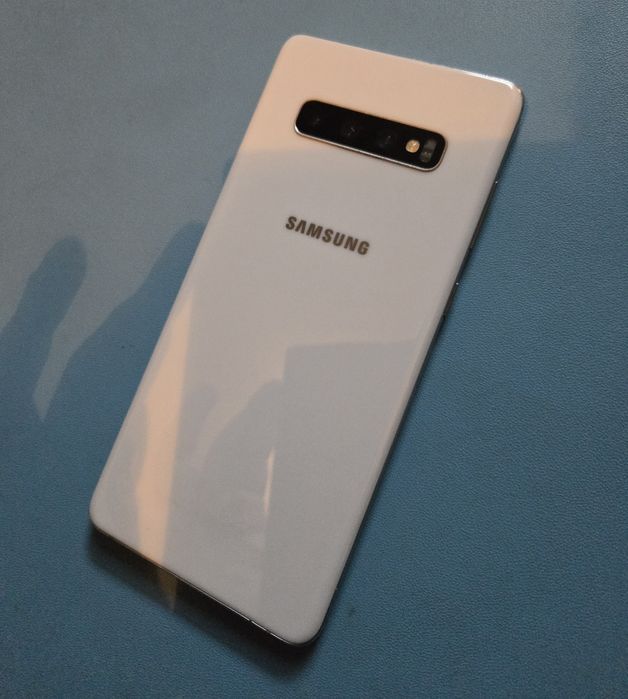 Samsung galaxy s10 plus 128gb 8gb ram stan bdb