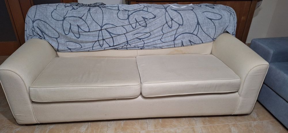 Sofá feito por medida