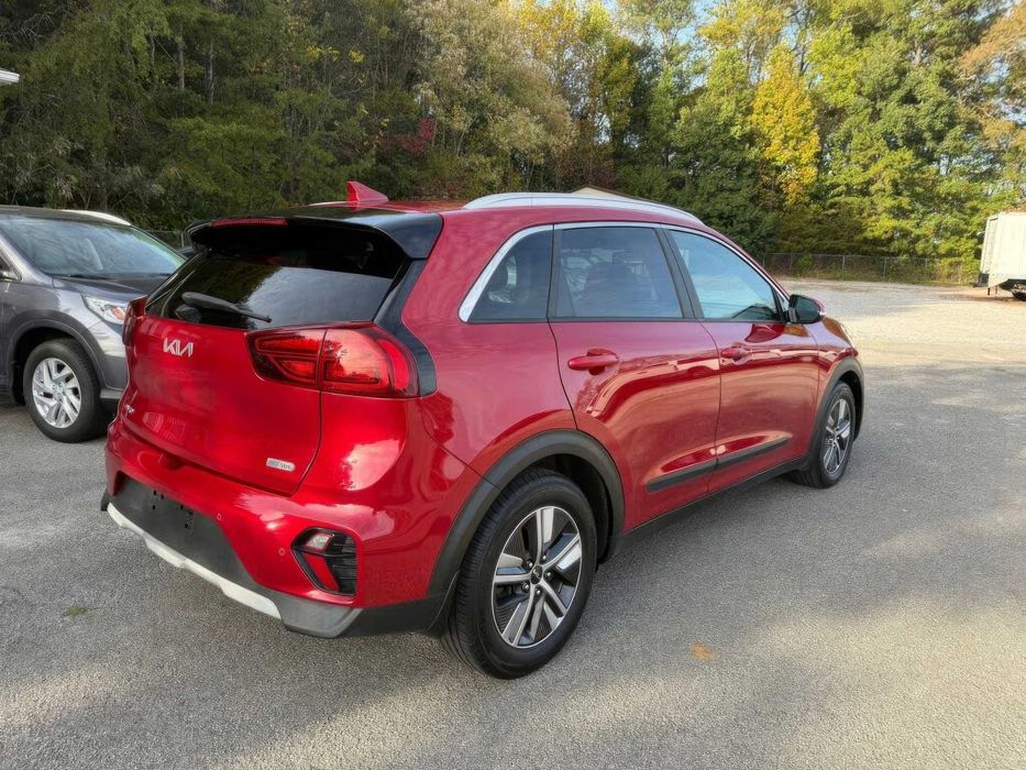 Kia Niro EX Premium      2022