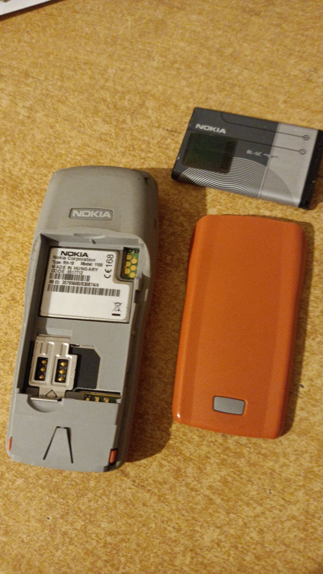 Stara Nokia 1100
