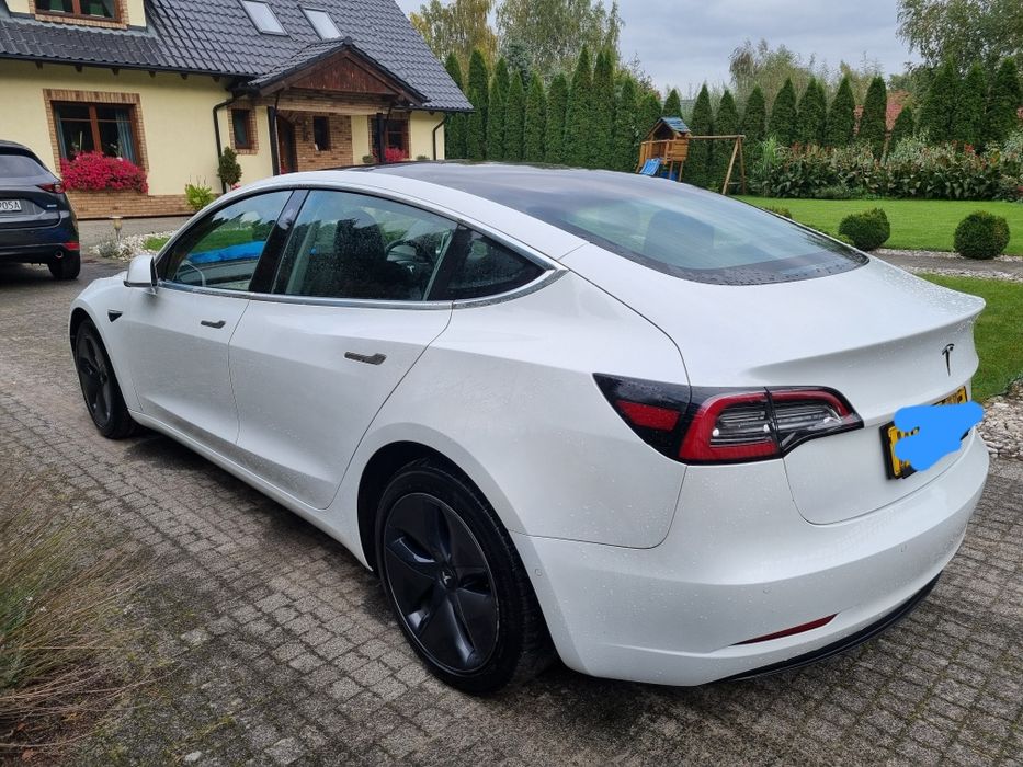 Tesla 3 Long Range AWD Dual Motor