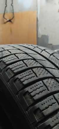 Шини зимові Michelin X-Ice 225/55 R18