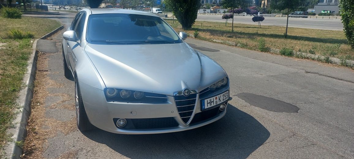 Продам Альфа ромео 159 1.9