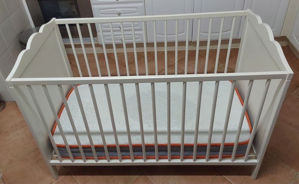 CAMA , BERÇO PARA BEBÉ A 100% . Casa,Viagens,Quarto,Sala,Infantário.