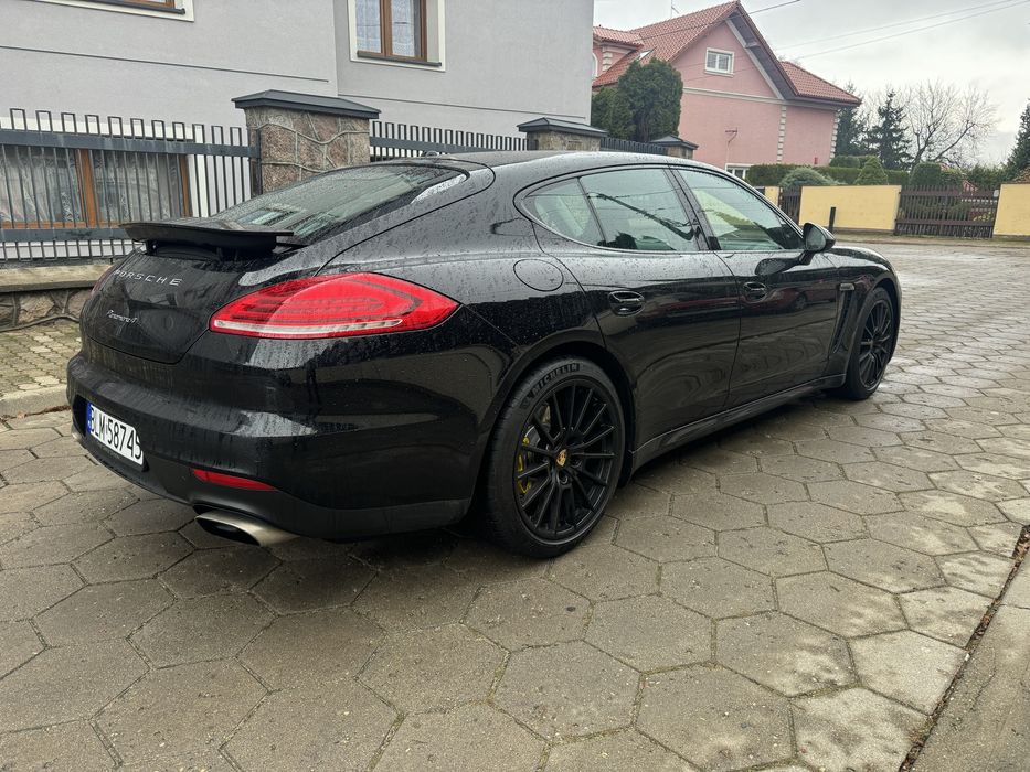 Porsche panamera 4x4 3.6 2016 edition