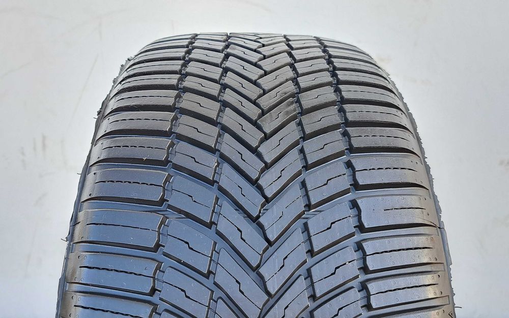 1x opona całoroczna 235/45/18 Bridgestone WeatherControl A005evo DEMO!
