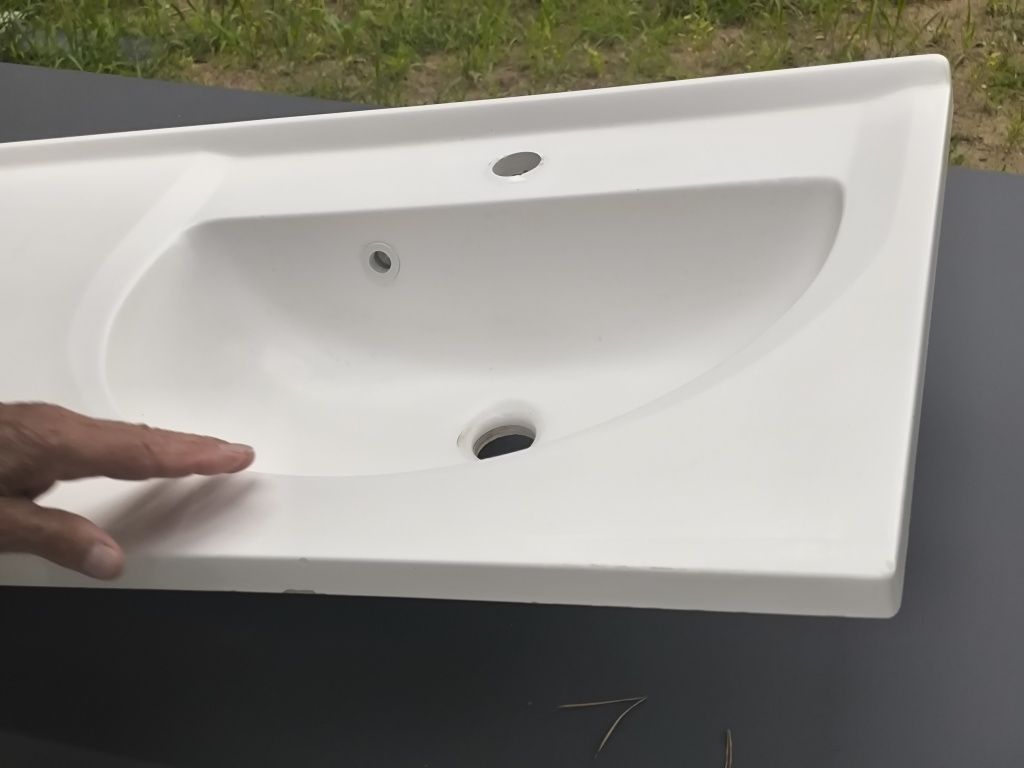 Umywalka z blatem  konglomerat 100cm