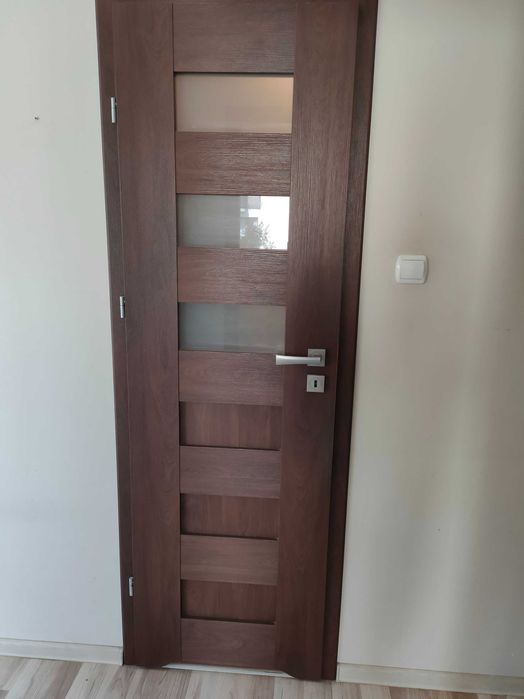 Drzwi wewnętrzne + ościeżnice regulowane