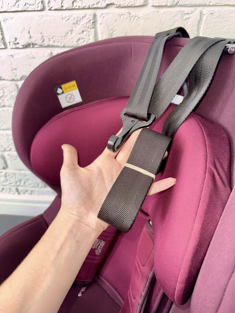 ЗрУчНе БеЗпЕчНе НоВе Автокрісло Britax Romer Trifix2 (9м.-4р.) ISOFIX