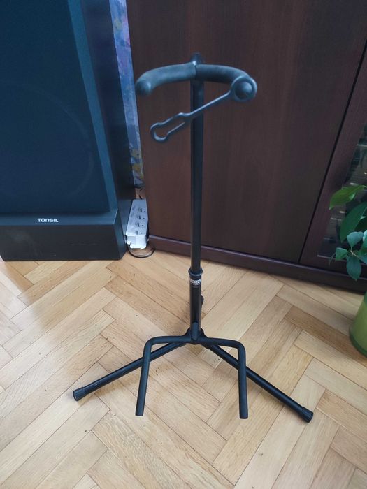 Gitara elektryczna, stojak, pokrowiec, kpl.