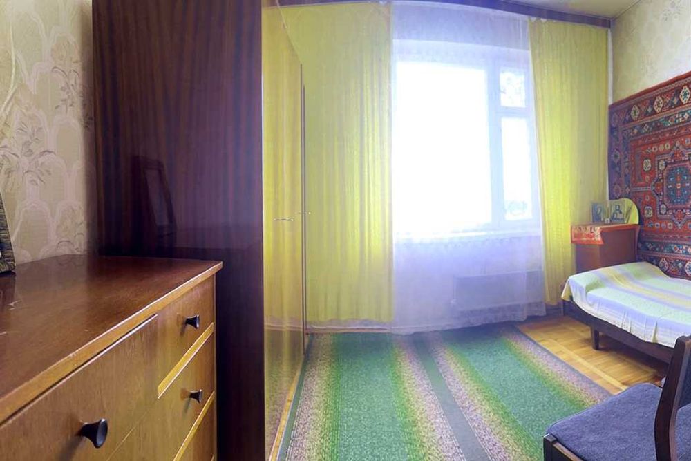Продаж трикімнатної квартири. Київ, просп. Гонгадзе,7. (Виноградарь)
