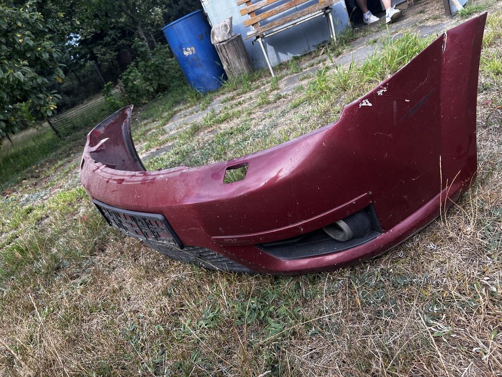 Zderzak mondeo mk3 st220