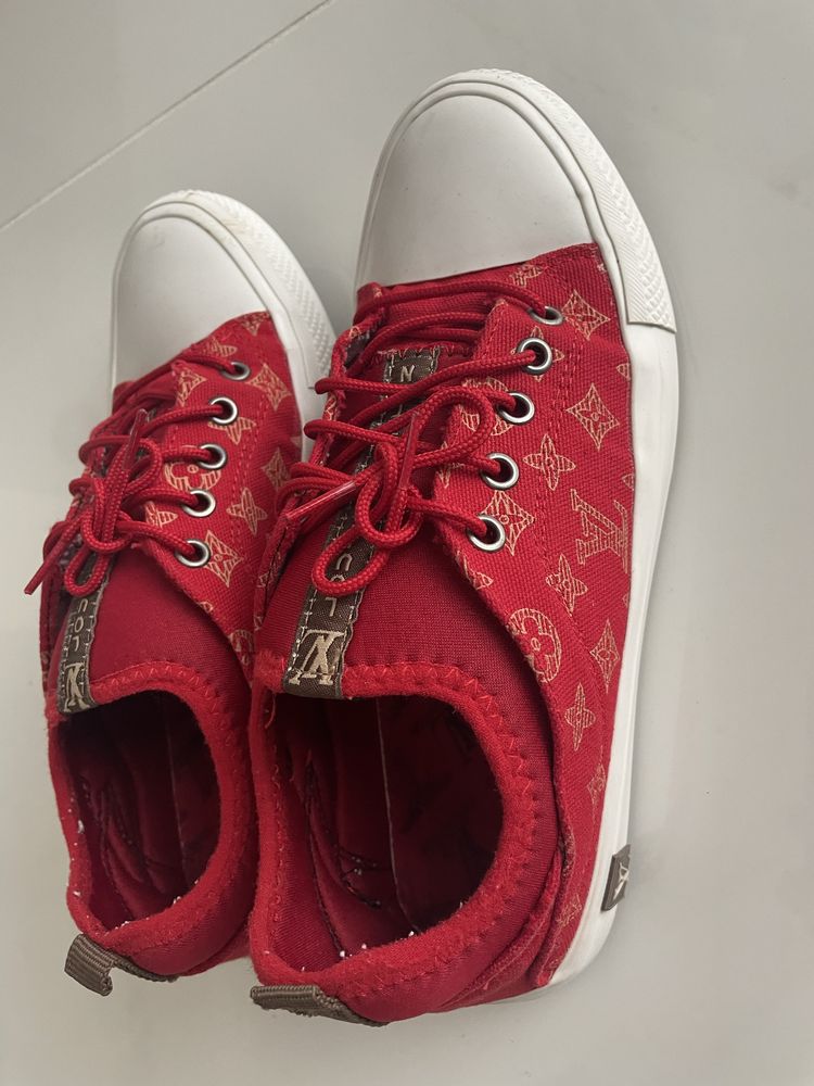 Trampki YSL czerwone