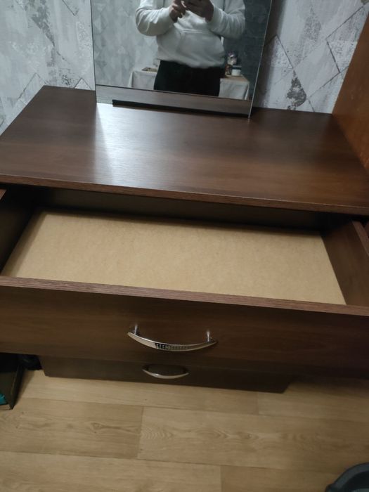 Продам комод в дуже хорошому стані