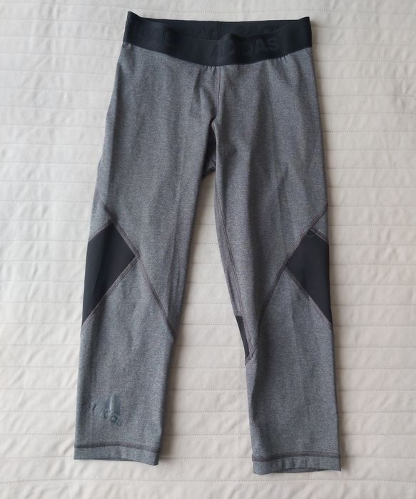 Legginsy. Adidas. 3/4.
