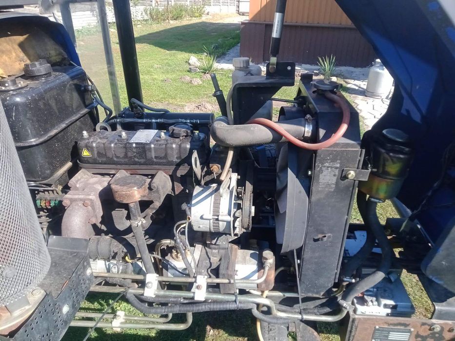 Продам трактор DW 244