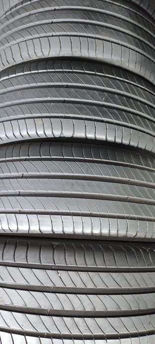 Pneus 215/55/17 Michelin semi novos