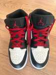 Buty Nike AIR JORDAN 1 Mid