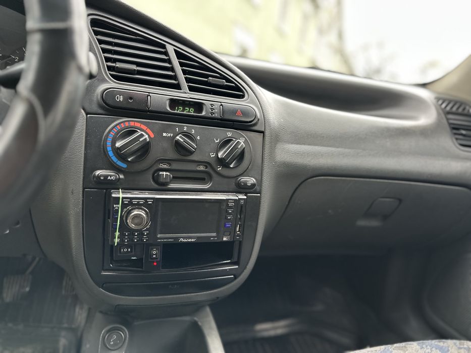 Daewoo Lanos 1,5 повна комплектація рідний пробіг