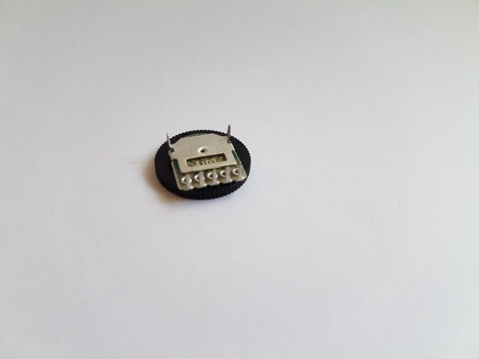 Potencjometr A103 10K - głośniki Creative i inne