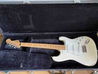 Fender Standard Stratocaster plus twardy case - stan ideał