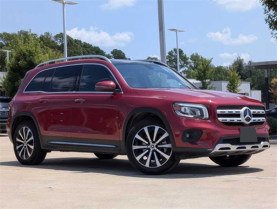 Mercedes-Benz GLB 250      2021