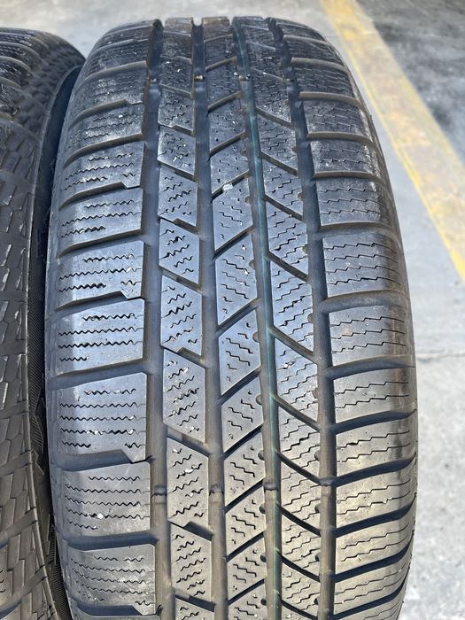 Шини щимові R17 225 65 Continental Склад Осокорки RLX
