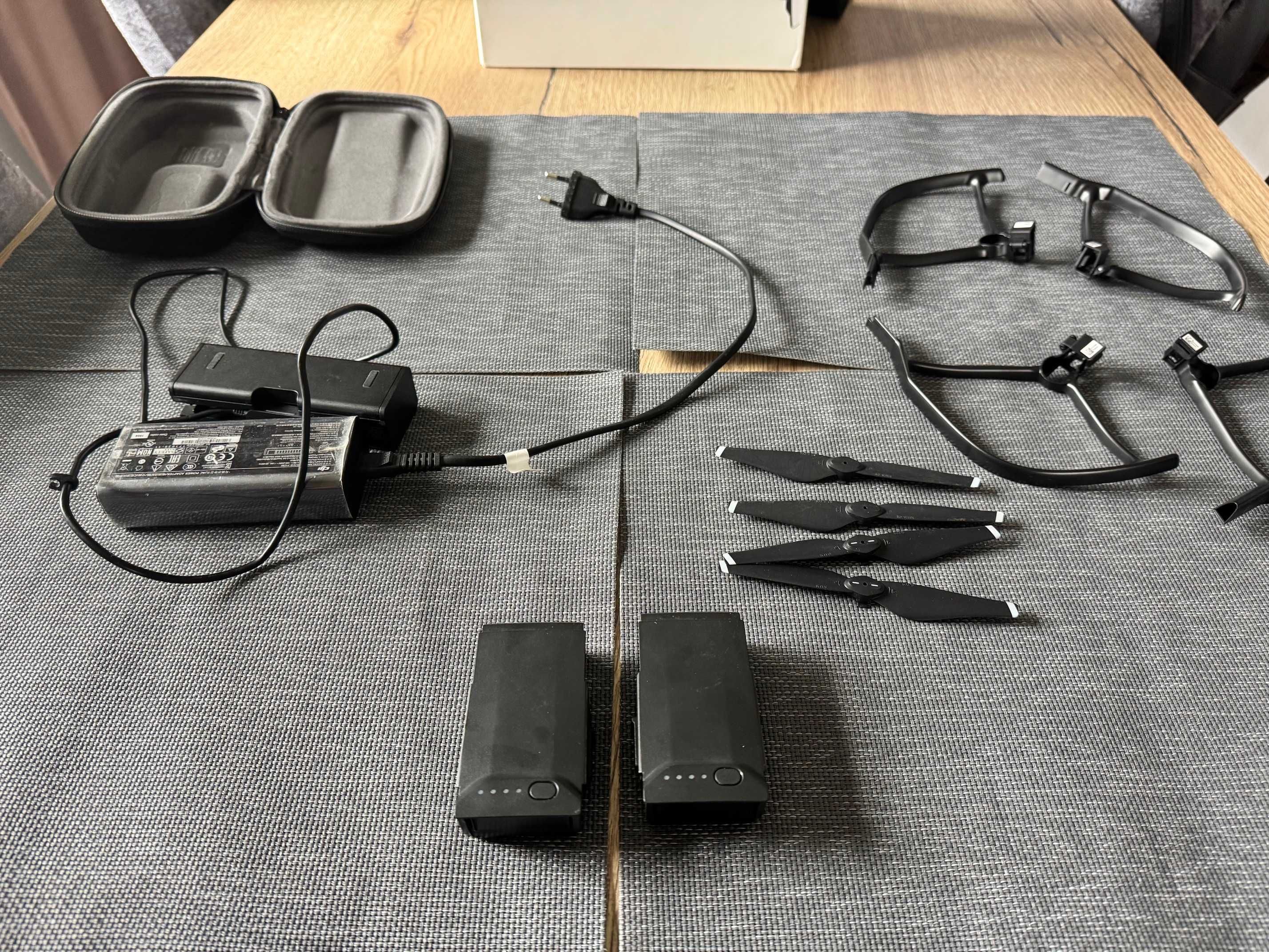 DRON DJI mavic Combo