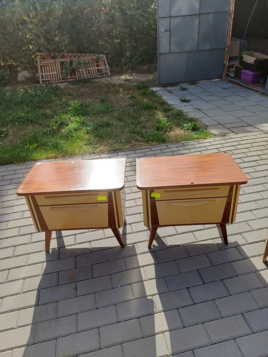 Komplet szafek nocnych