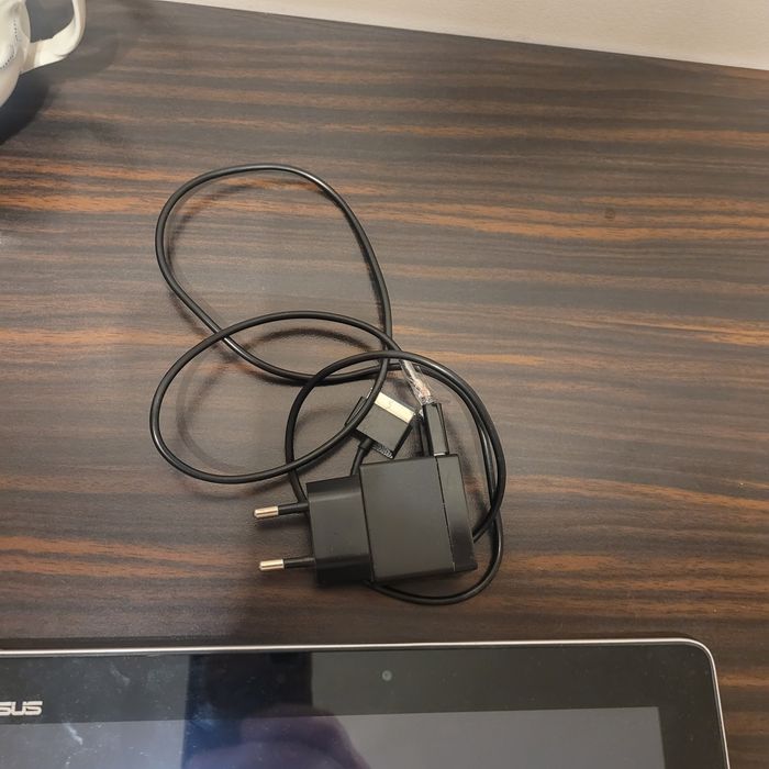 Sprzedam tablet asus tf300tl