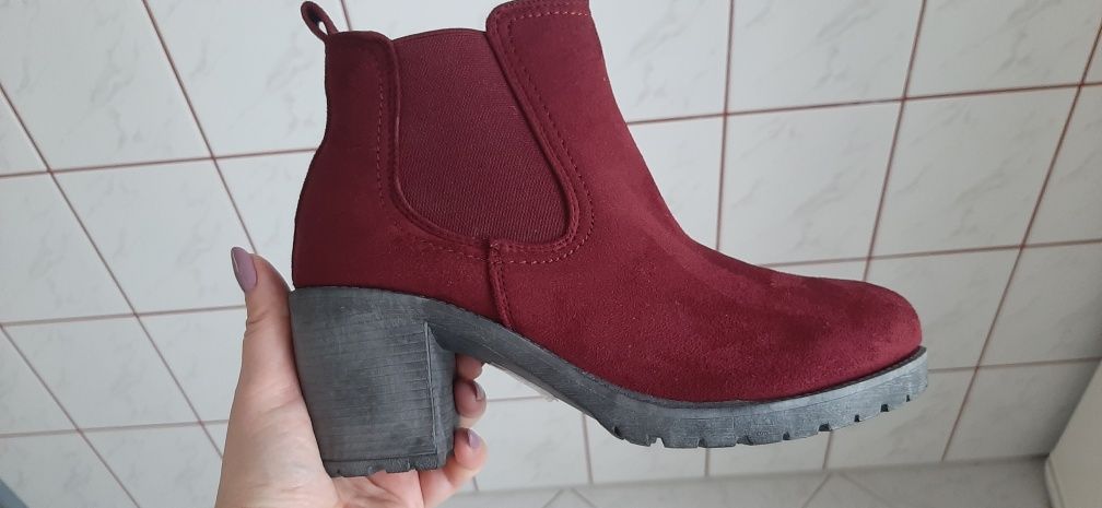 Botki rozmiar 39 Vices