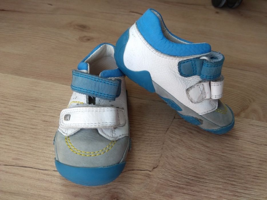 Босоножки сандали ботинки кроссовки тапки мокасины детские