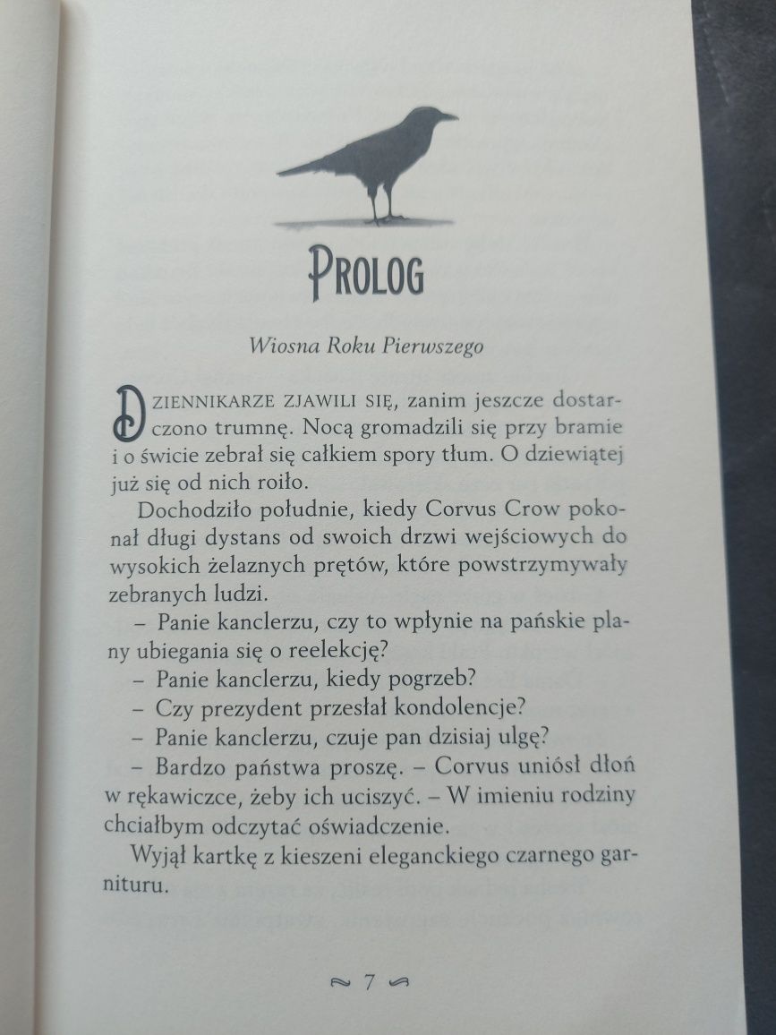 Książka Nevermoor Przypadki Morrigan Crow