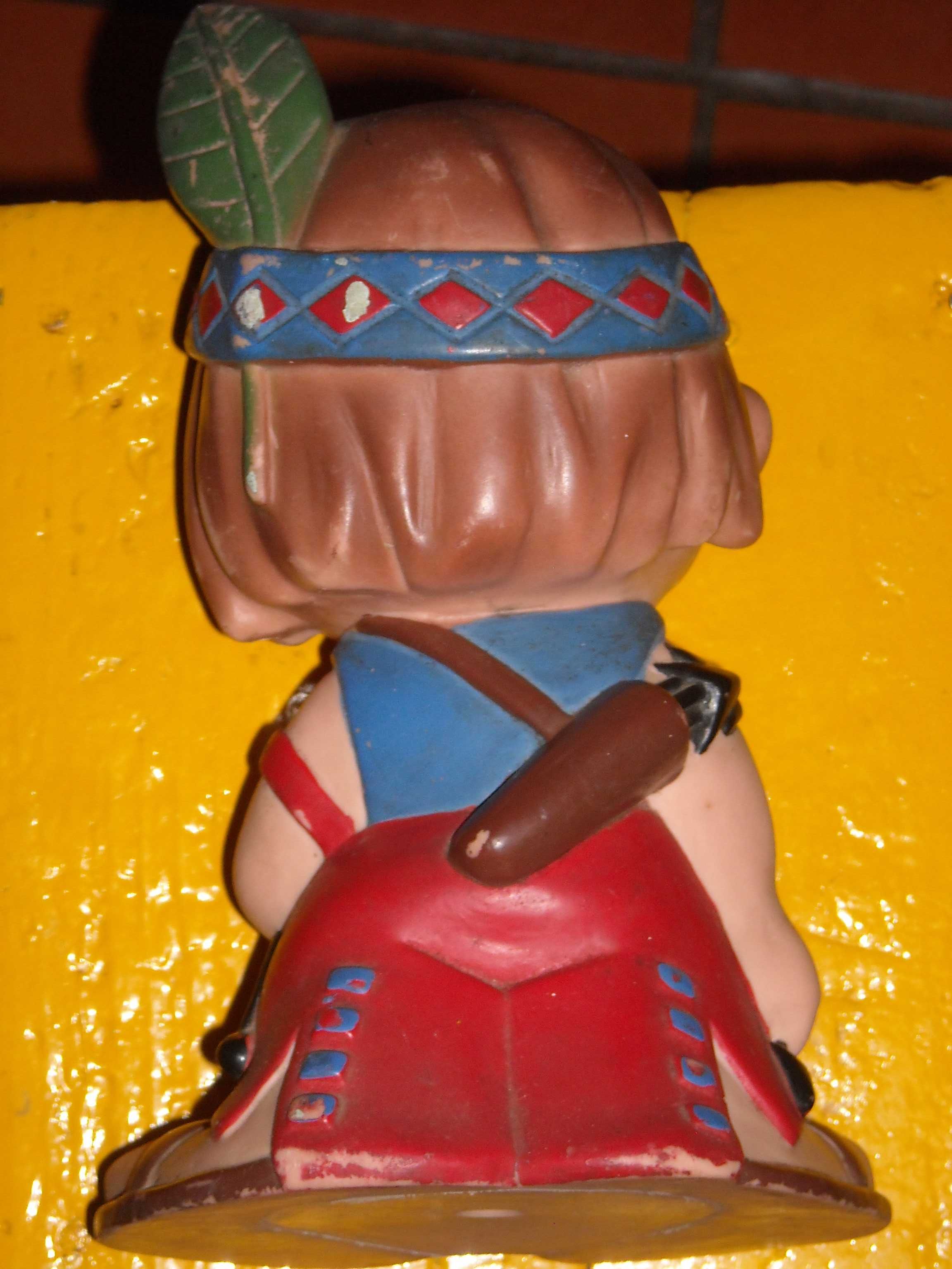Figura boneco PVC antigo indio