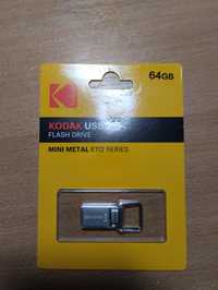 Продам новую флешку Kodak k112 64 gb