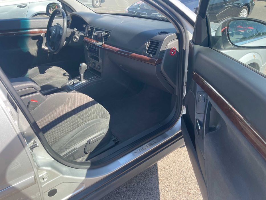Продам Opel Vectra