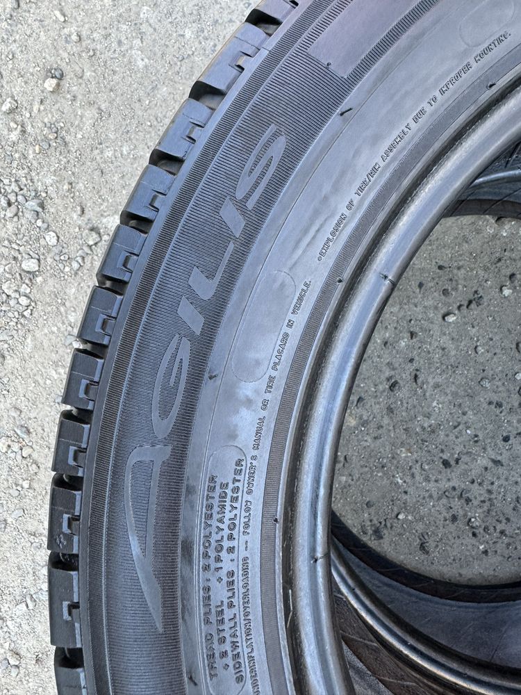 215/60R17C 109/107T Michelin Agilis